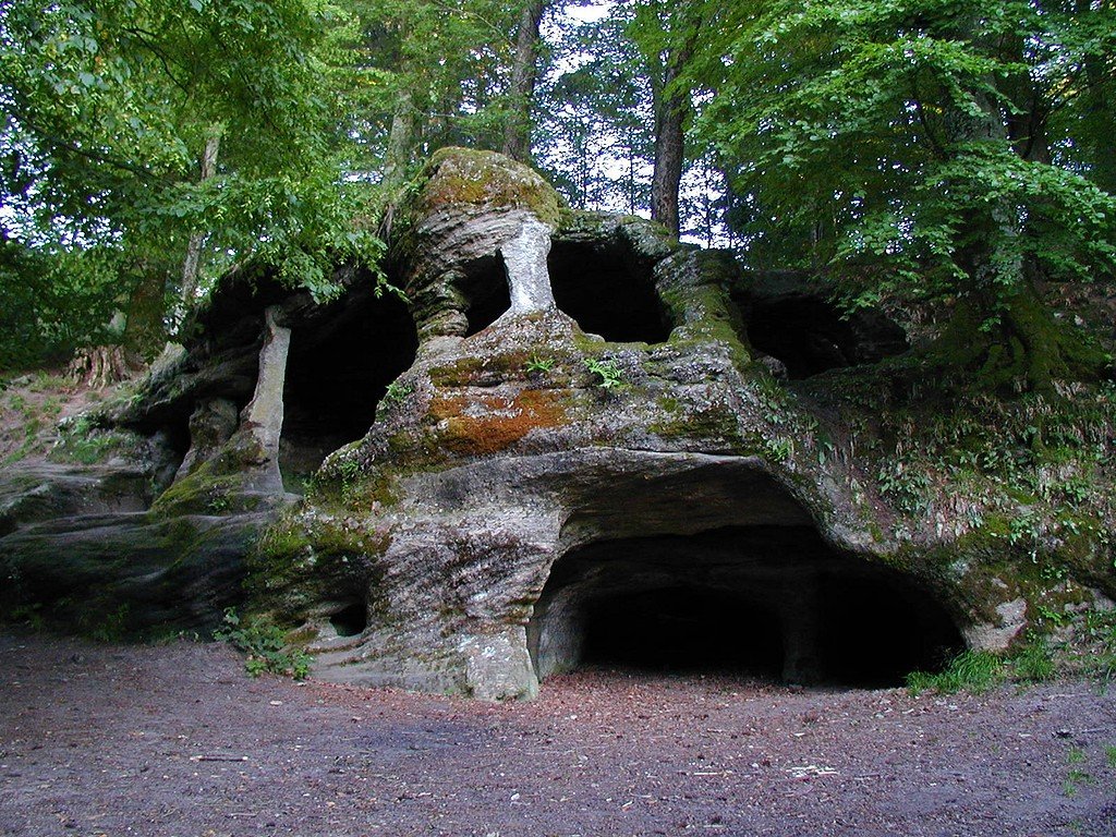 Grotte Ermitage - Massif de la Serre