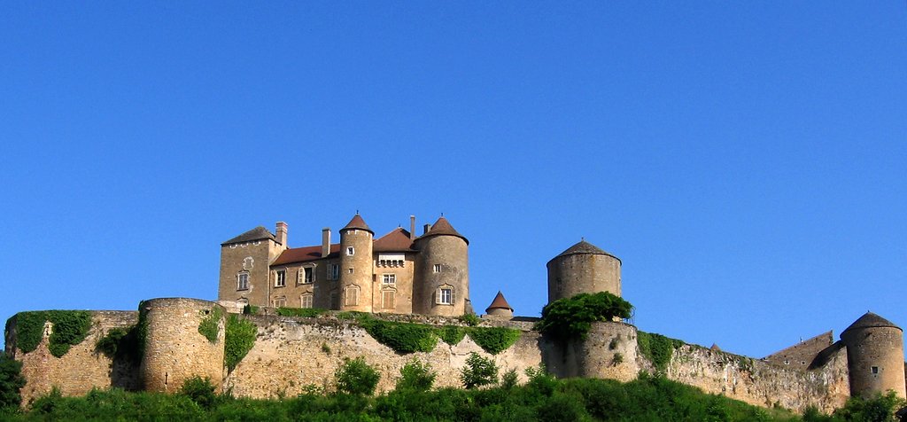 Château de Berzé-Le-Chatel