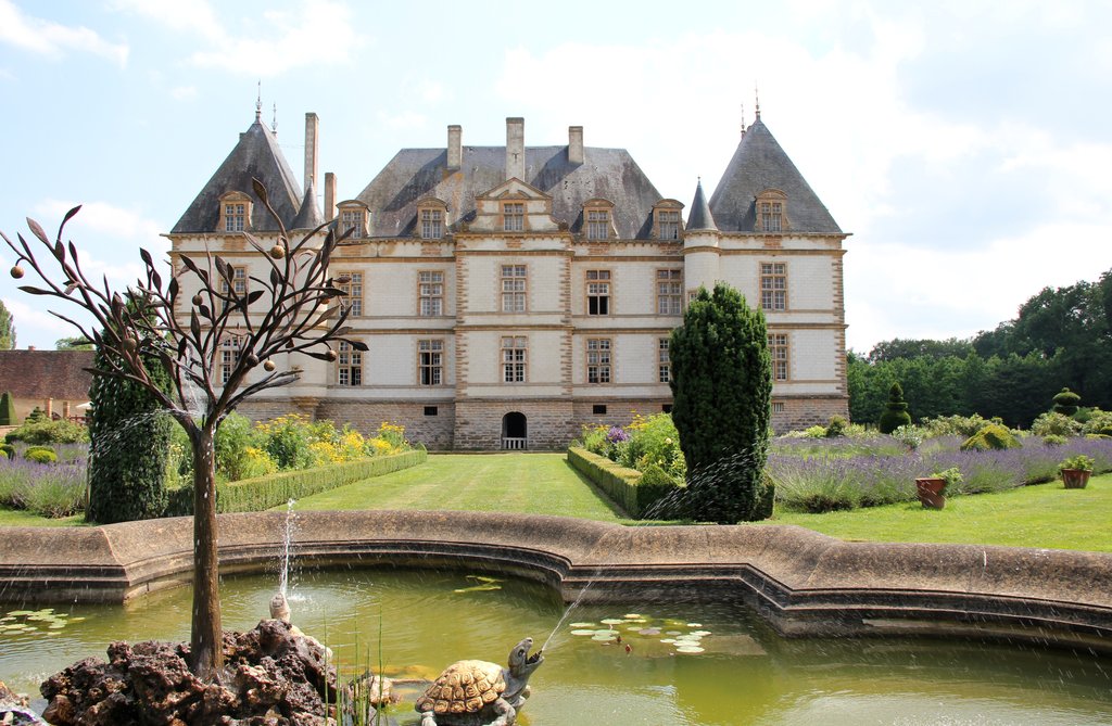 Autre façade vue des jardins