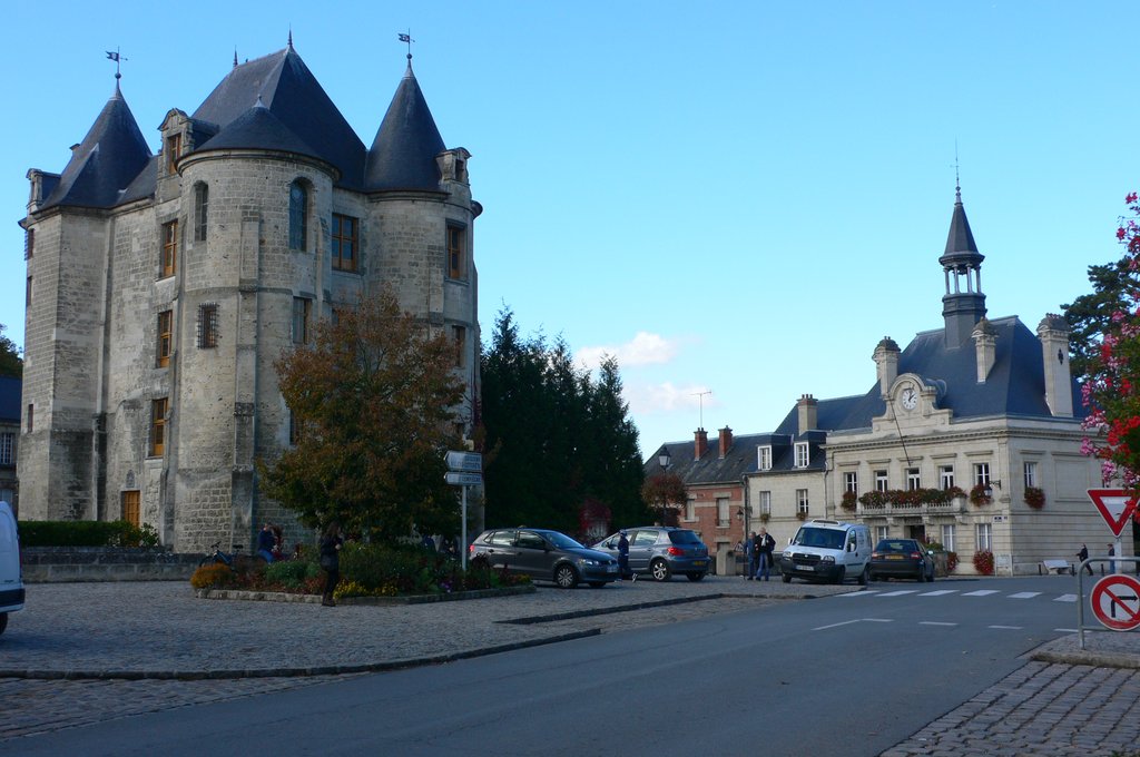 Donjon de Vic-sur-Aisne