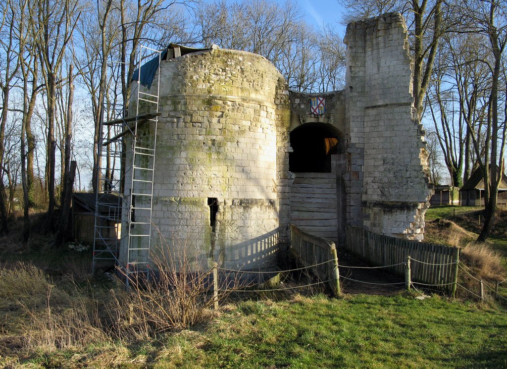 Ruine du Château d'Eaucourt sur Somme