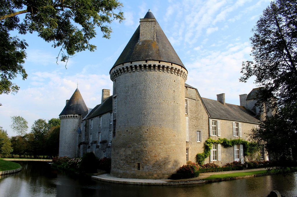Ch teau De Colombi res GuideVoyageur fr Ch teau De Colombi res GuideVoyageur fr