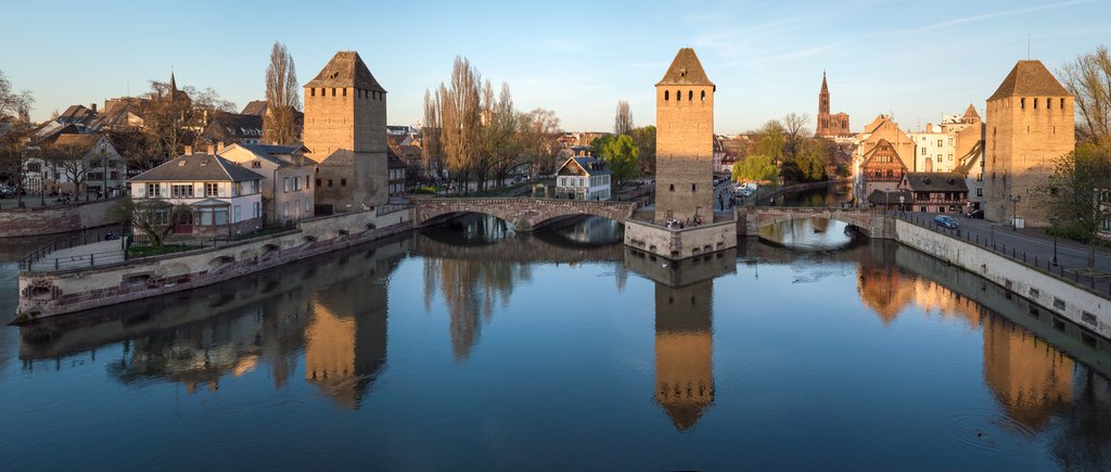 Strasbourg Ponts couverts au coucher du soleil