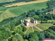 Vue aérienne du château de Ray-Sur-Saône