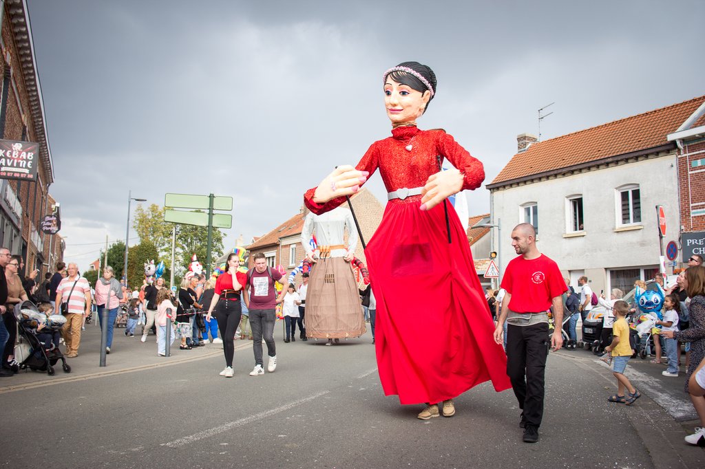 Ophélie - Marionnette géante articulée de Maubeuge